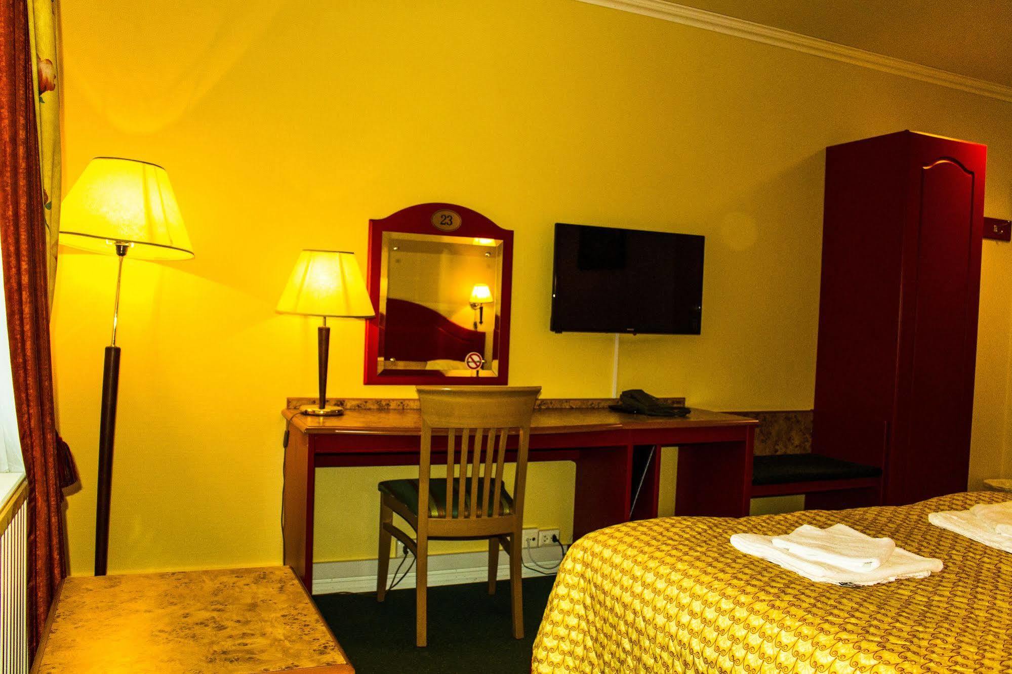 Tysfjord Hotel Storjord I Tysfjord Ngoại thất bức ảnh
