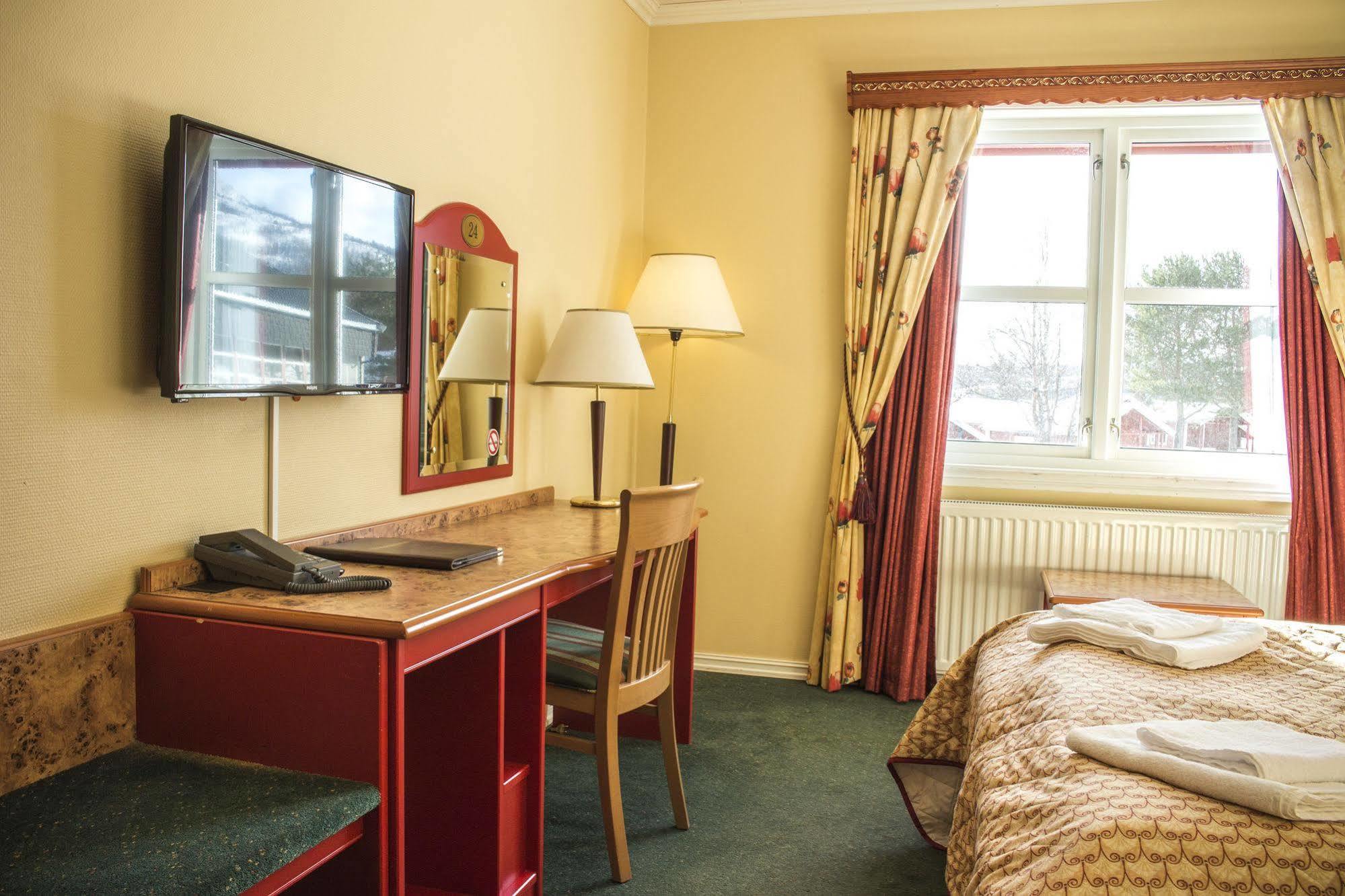 Tysfjord Hotel Storjord I Tysfjord Ngoại thất bức ảnh